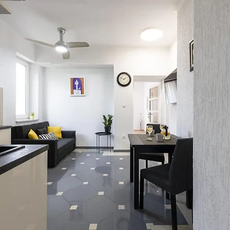 Iva Apartman